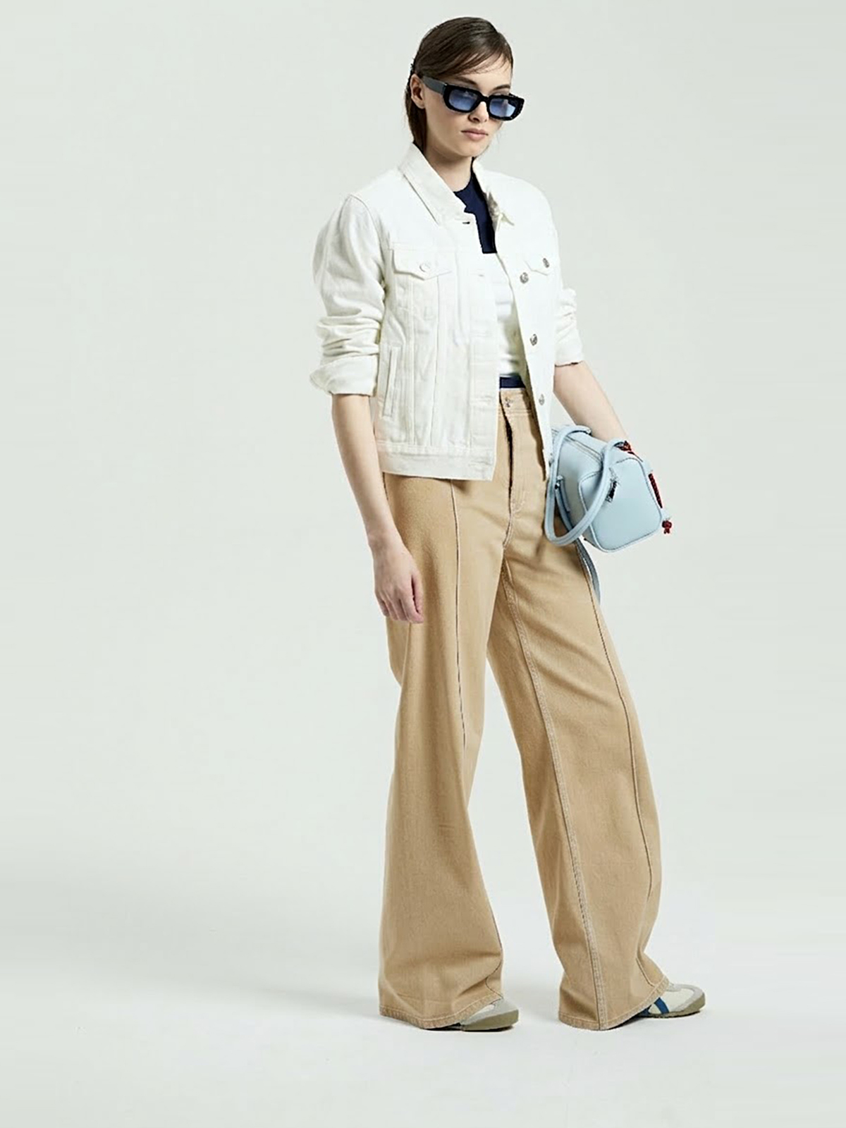 Женские Джинсы ШИРОКИЕ