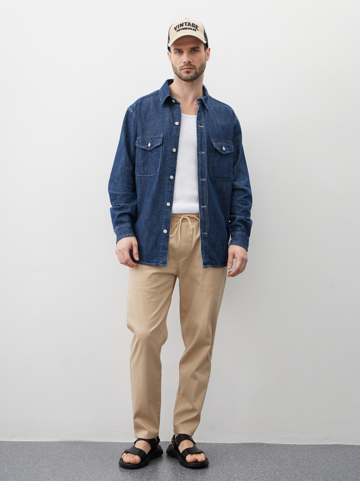 Мужская рубашка прямого кроя