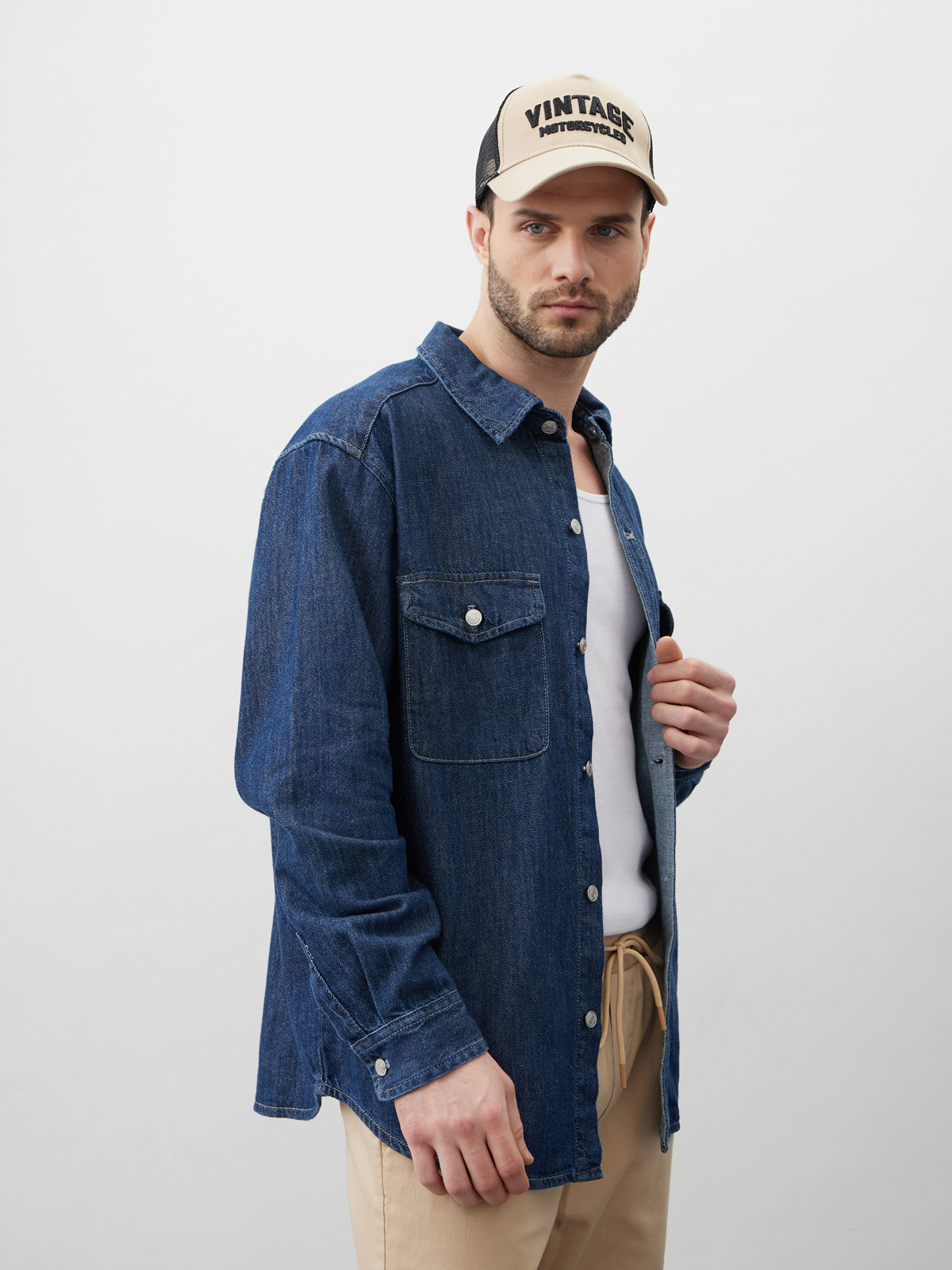 Мужская рубашка прямого кроя